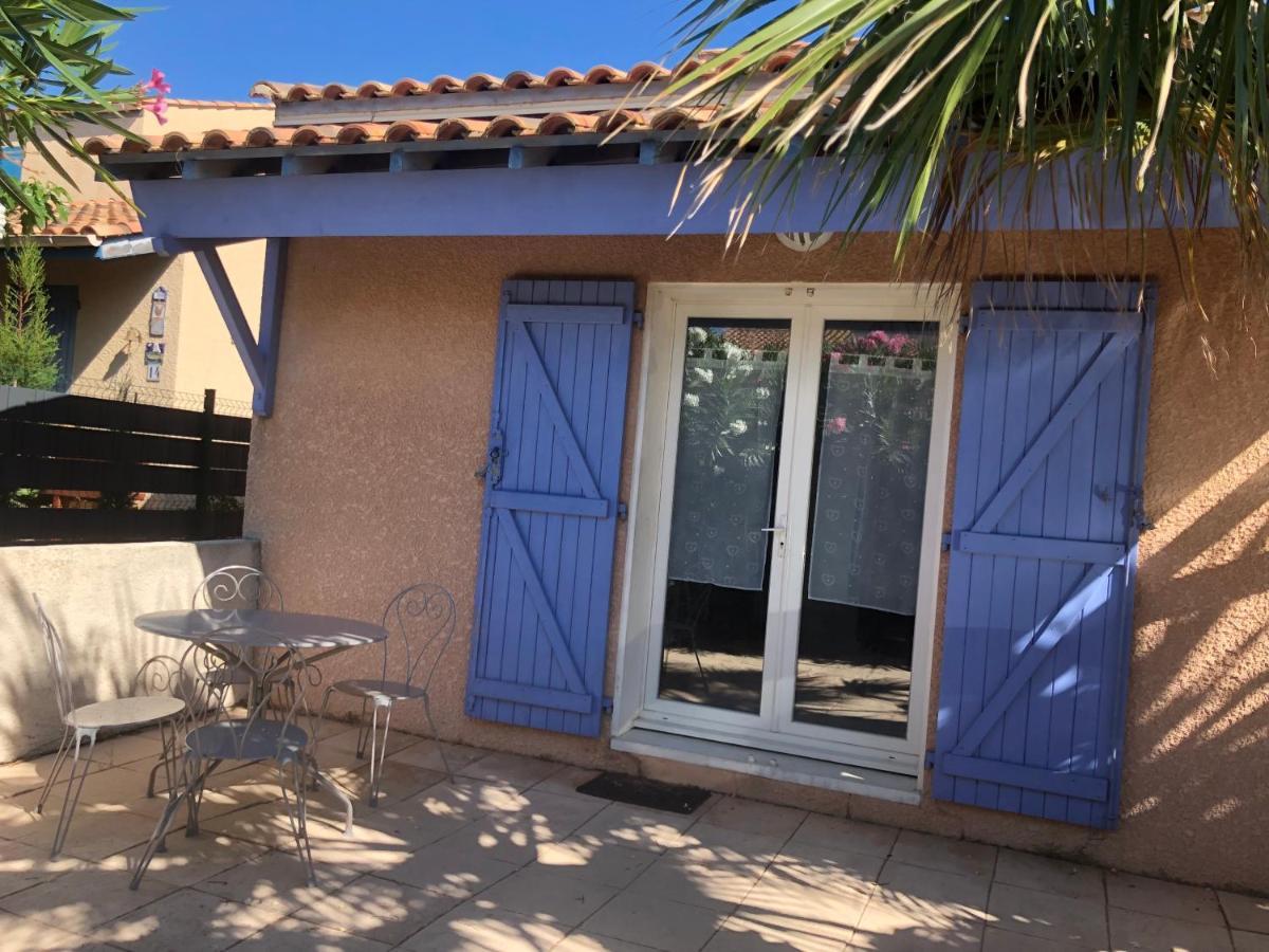 Proche Narbonne - AUDE 11- Saint pierre la Mer - ravissant pavillon plain pied F2- vaste terrasse - résidence avec piscine à 800M de la plage -Climatisé- parking privé - wifi gratuit Exterior foto